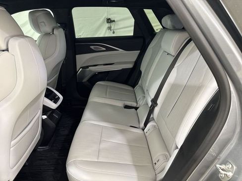 Used 2024 Cadillac Lyriq Luxury AWD/4WD image 27
