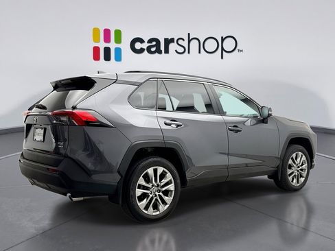 Used 2023 Toyota RAV4 XLE Premium AWD/4WD image 5