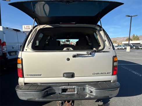 Used 2005 Chevrolet Tahoe LS w/ Skid Plate Package, Off Road image 11