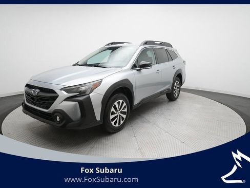 Used 2025 Subaru Outback Premium w/ Popular Package #1A image 1