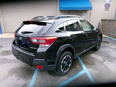Used 2021 Subaru Crosstrek 2.0i Premium w/ Moonroof Package image 5