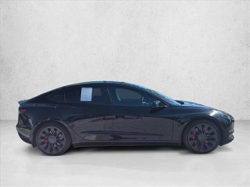 Used 2023 Tesla Model 3 Performance image 4