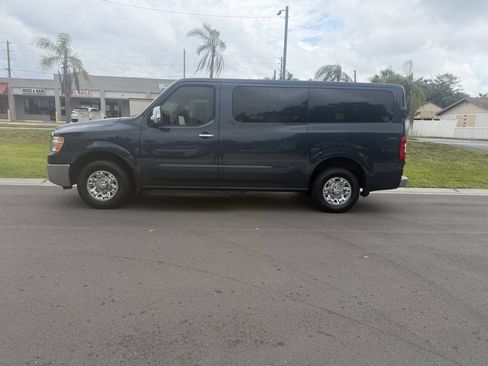 Used 2017 Nissan NV 3500 SV w/ SV Technology Package RWD image 3