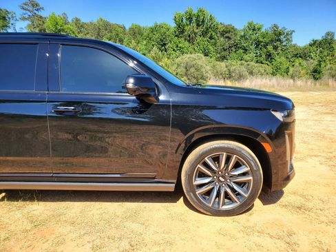 Used 2021 Cadillac Escalade Sport w/ Driver Assist Tech Package AWD/4WD image 20