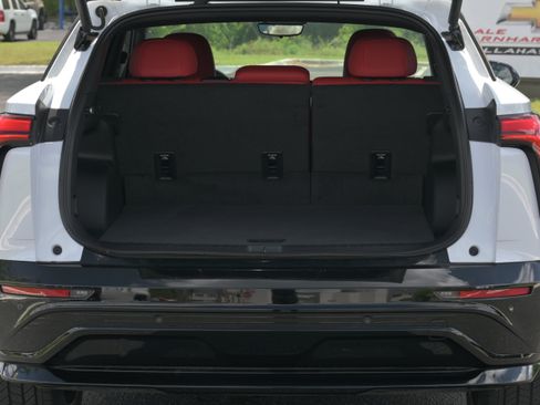 Used 2024 Chevrolet Blazer EV RS image 33