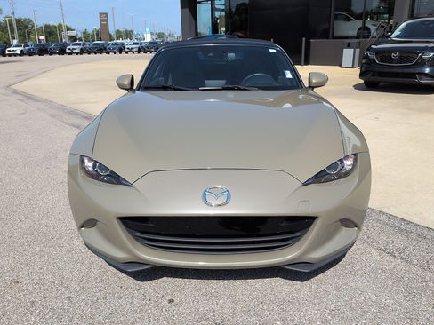 Used 2023 MAZDA MX-5 Miata Grand Touring RWD image 3