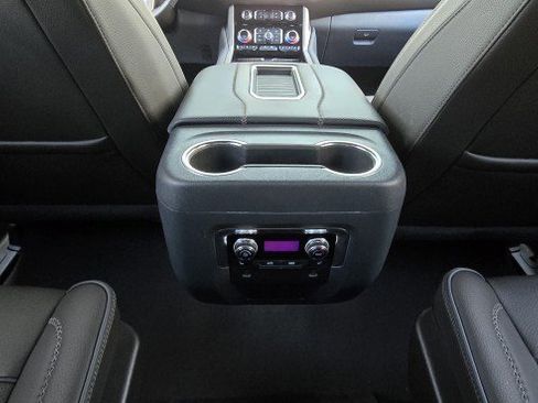 Used 2024 GMC Yukon Denali image 26