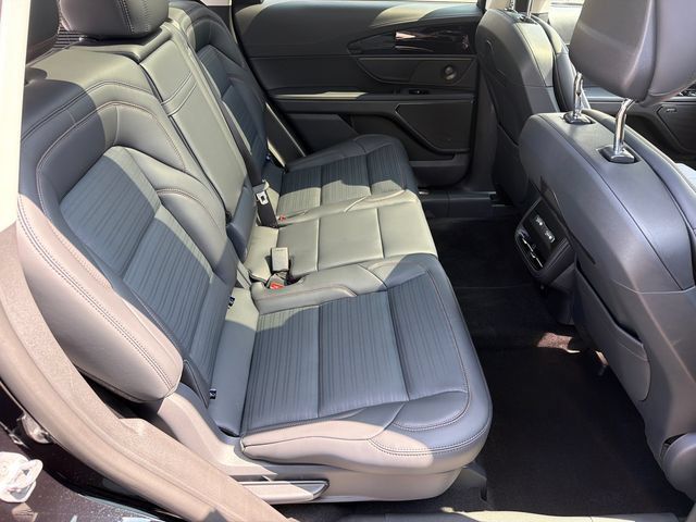 New 2026 Lincoln Nautilus Reserve w/ Jet Appearance Package AWD/4WD image 16