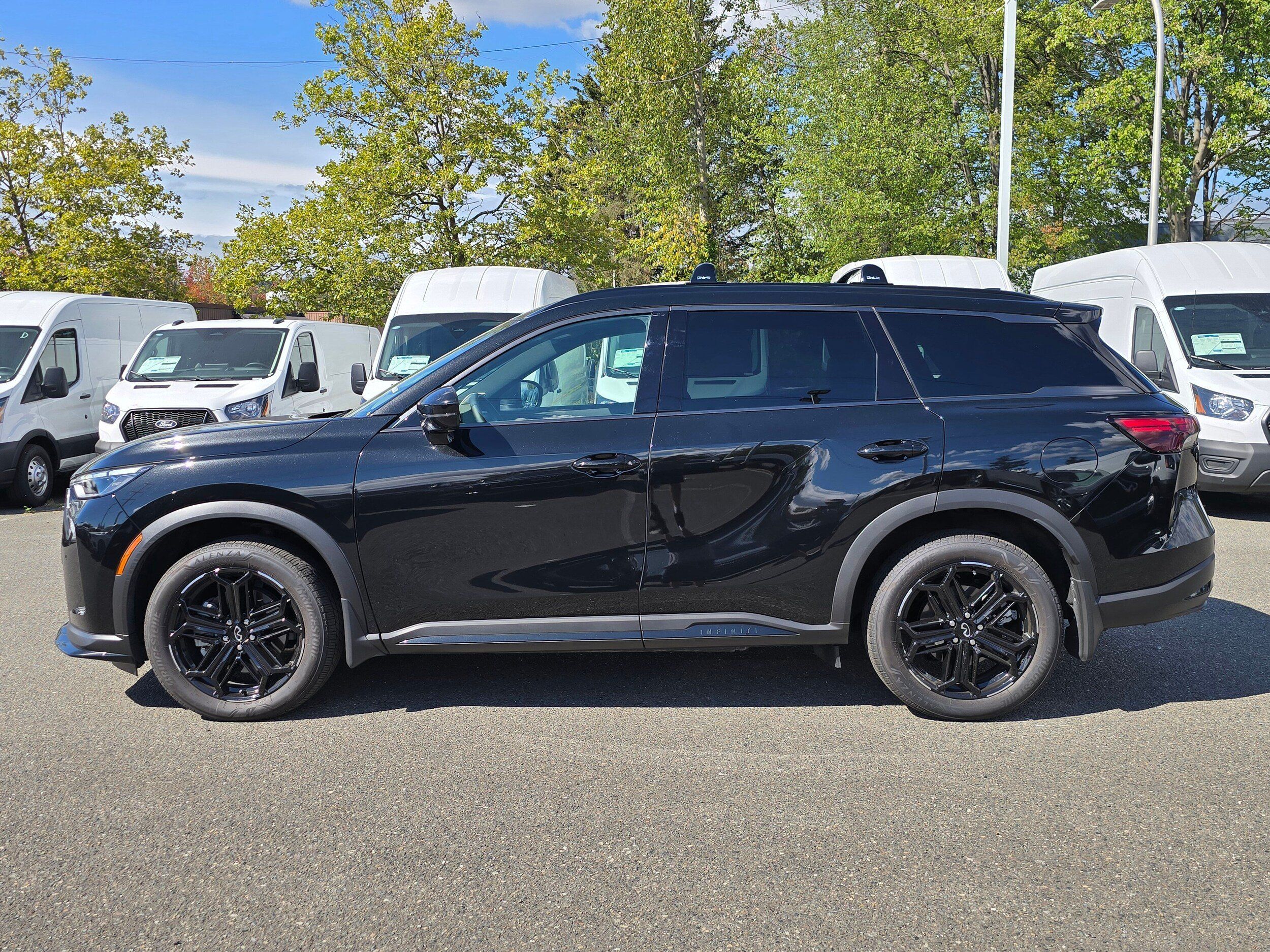 Used 2026 INFINITI QX60 Sport w/ Dark Cargo Package AWD/4WD image 2