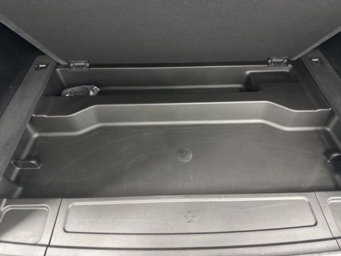 Used 2023 Jeep Wagoneer L Series II image 11