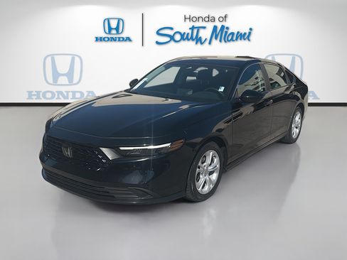 Used 2023 Honda Accord LX image 3