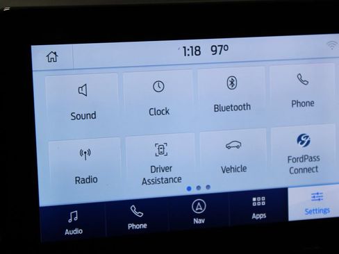 Used 2021 Ford Explorer XLT w/ Equipment Group 202A AWD/4WD image 31