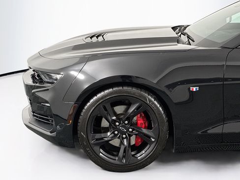 Used 2020 Chevrolet Camaro SS image 41