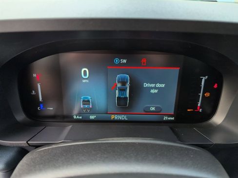 New 2025 Ford Maverick XLT image 21