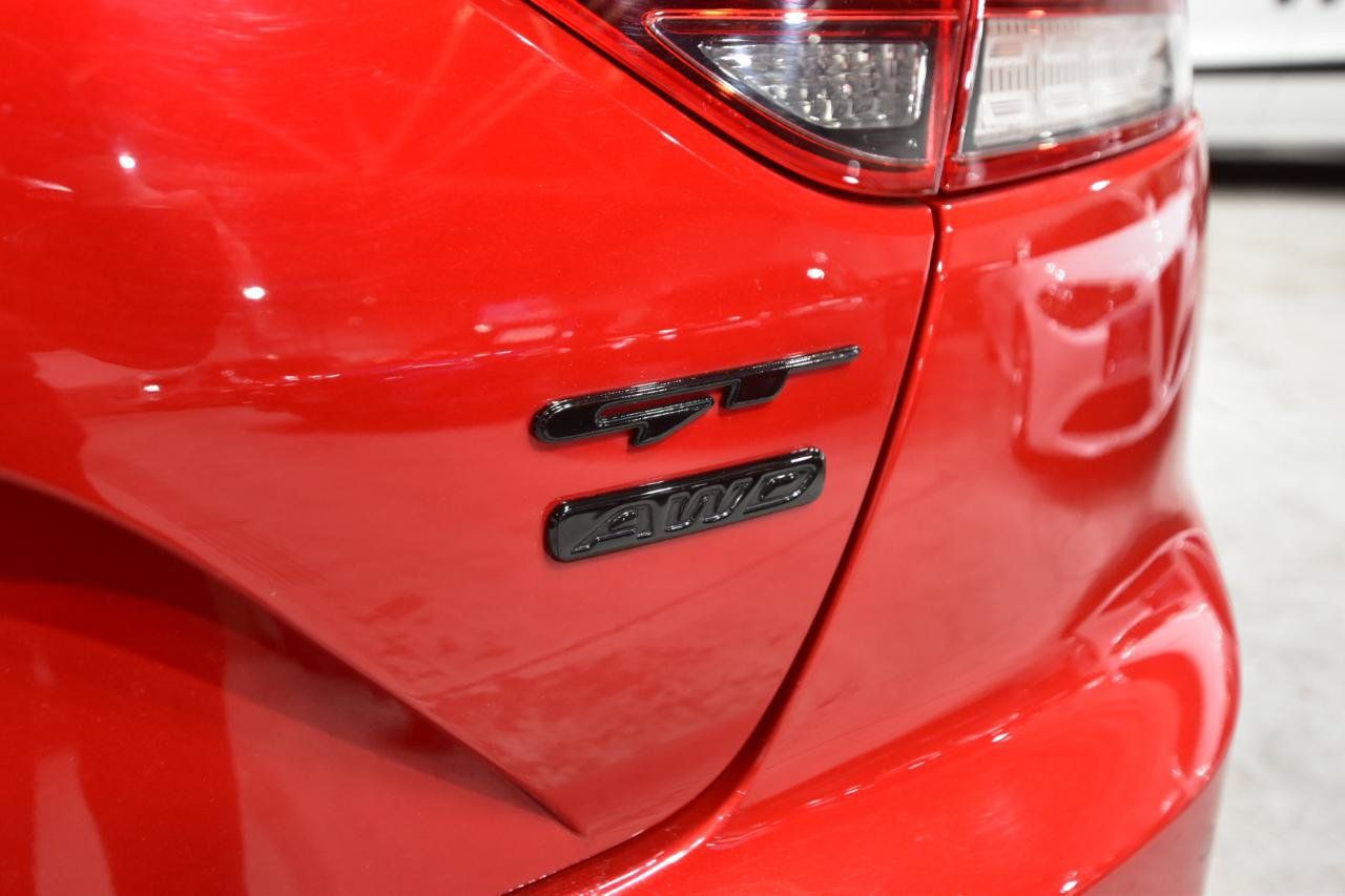 Used 2022 Kia Stinger GT1 AWD/4WD image 8