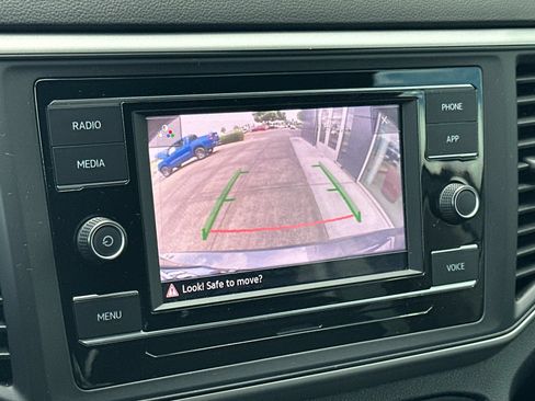 Used 2023 Volkswagen Atlas SE FWD image 18