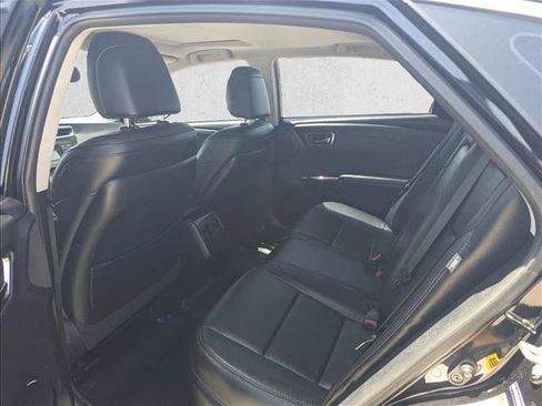 Used 2013 Toyota Avalon XLE Premium FWD image 16