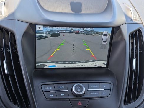 Used 2019 Ford Escape SEL AWD/4WD image 17