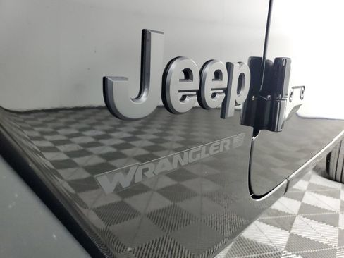 Used 2026 Jeep Wrangler Unlimited Sport AWD/4WD image 12