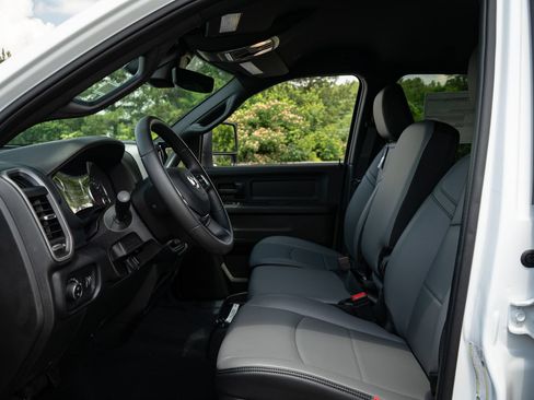 New 2026 RAM 3500 Tradesman AWD/4WD image 14