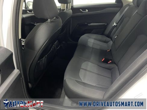 Used 2023 Kia K5 LXS image 16
