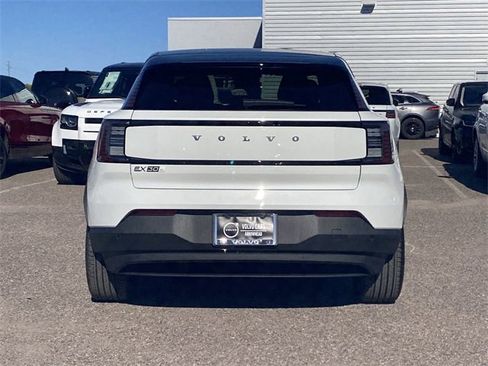 New 2026 Volvo EX30 Plus image 8
