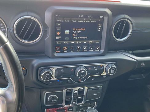 Certified 2022 Jeep Wrangler Unlimited Rubicon 4xe image 9