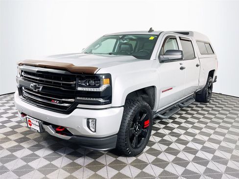 Used 2018 Chevrolet Silverado 1500 LTZ Z71 w/ Redline Edition image 3