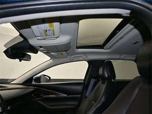 Certified 2023 MAZDA CX-30 AWD 2.5 S w/ Premium Package image 21