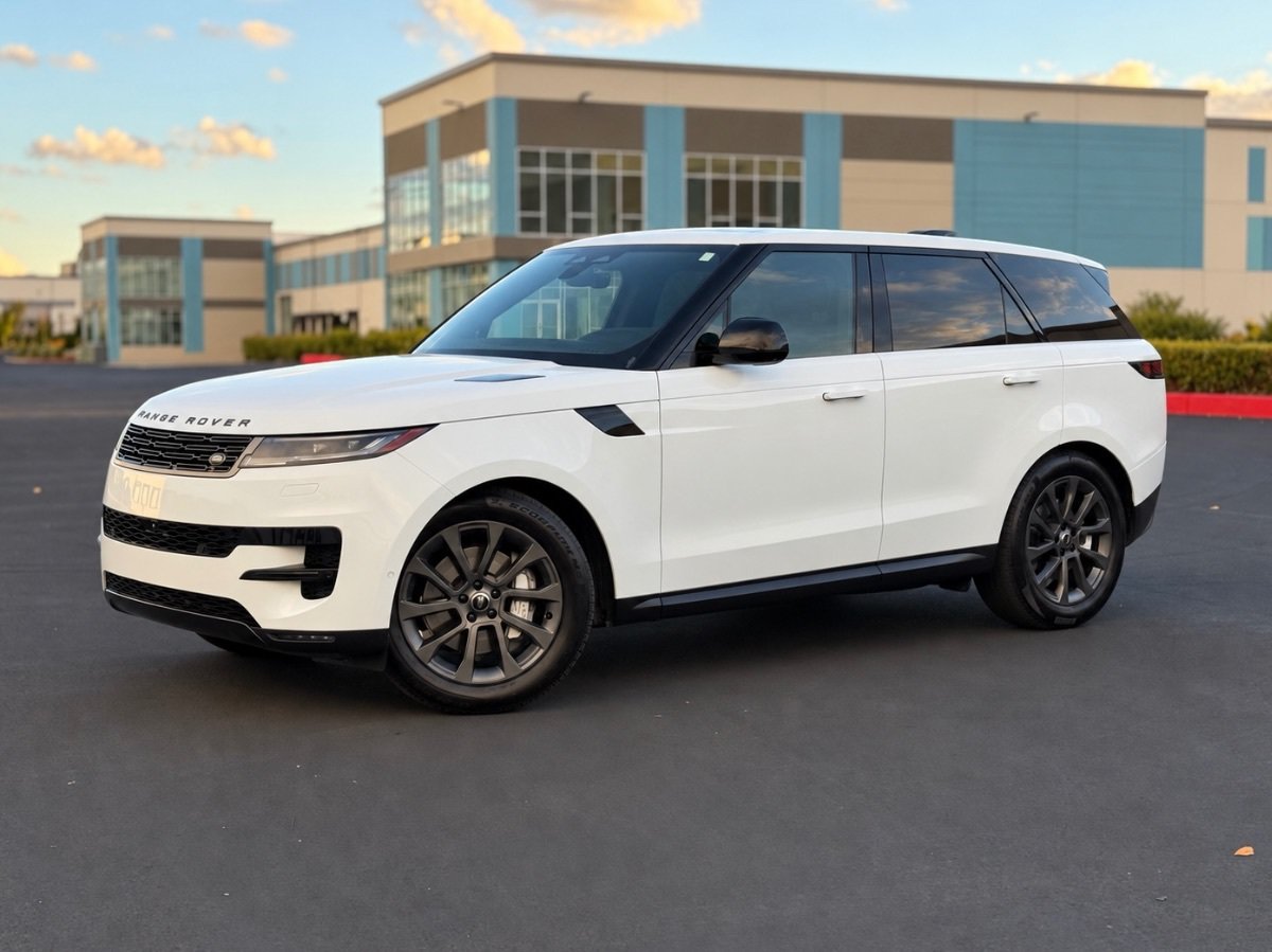 Used 2025 Land Rover Range Rover Sport AWD/4WD image 8