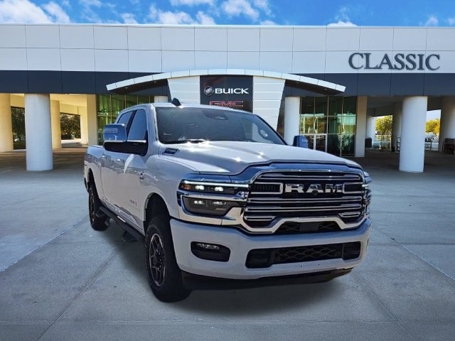 Used 2026 RAM 2500 Laramie AWD/4WD image 2