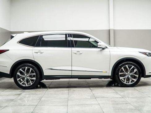 Used 2024 Acura MDX FWD w/ Technology Package image 6