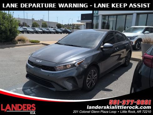 Used 2024 Kia Forte LXS w/ LXS Technology Package FWD image 1