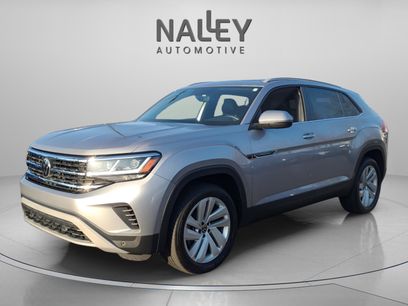 Used 2022 Volkswagen Atlas Cross Sport SE w/ Panoramic Sunroof Package