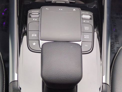 Certified 2022 Mercedes-Benz GLA 250 4MATIC image 19