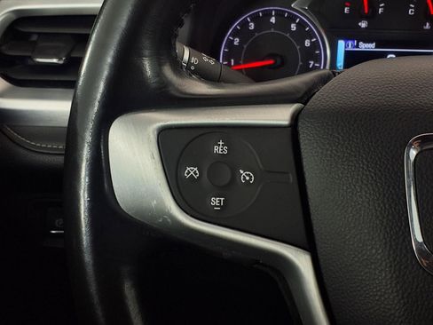 Used 2019 GMC Acadia SLT w/ LPO, Floor Liner Package FWD image 15