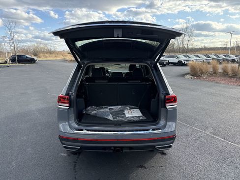 New 2026 Volkswagen Atlas SE image 24