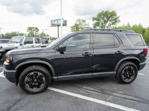 Used 2026 Honda Passport TrailSport Elite image 3