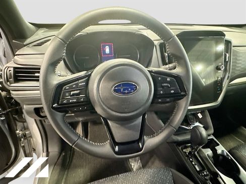 Used 2026 Subaru Forester Premium AWD/4WD image 9