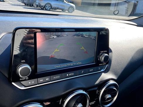 Used 2022 Nissan Sentra S image 11