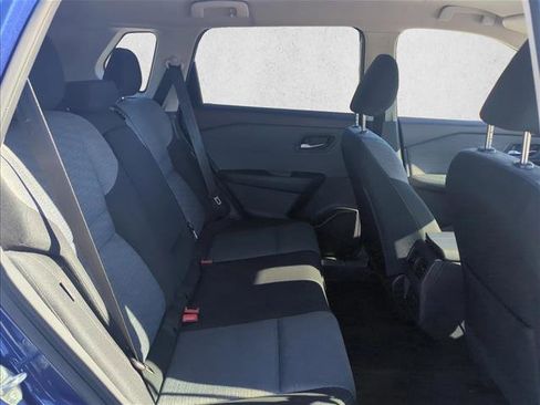 Used 2023 Nissan Rogue SV image 22