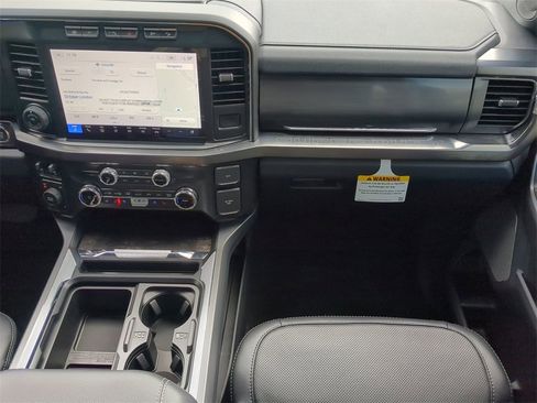 Used 2024 Ford F250 Lariat w/ Lariat Ultimate Package image 17