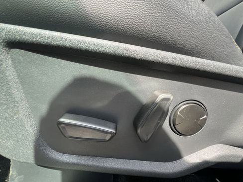 New 2025 Ford Bronco Badlands image 22