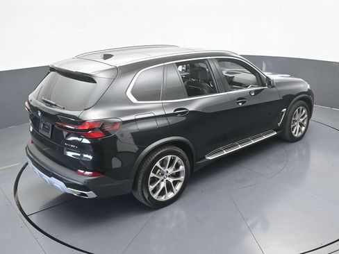 Used 2025 BMW X5 xDrive50e AWD/4WD image 57
