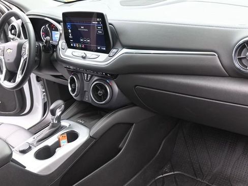 Used 2024 Chevrolet Blazer LT w/ Sound & Technology Package image 30