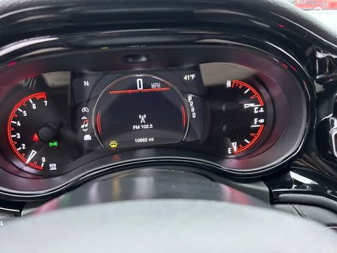Used 2024 Dodge Durango SXT image 17