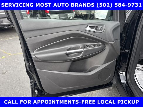 Used 2017 Ford Escape SE w/ Equipment Group 201A image 14