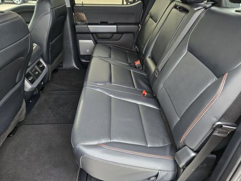 Used 2024 Ford F250 Lariat image 17