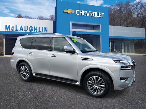 Used 2024 Nissan Armada SL w/ Cargo Package image 4