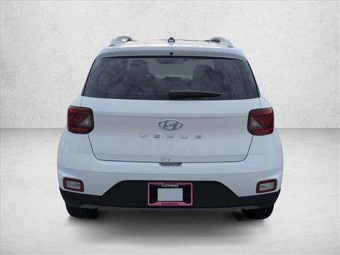 New 2026 Hyundai Venue SEL image 8